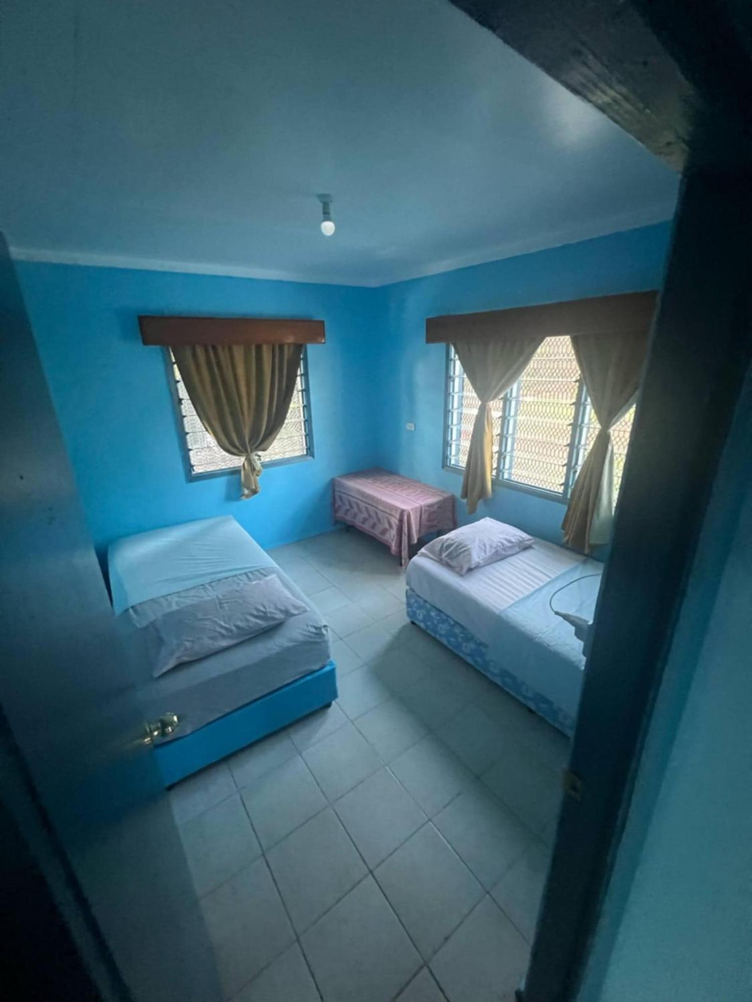 Homestay Save's *